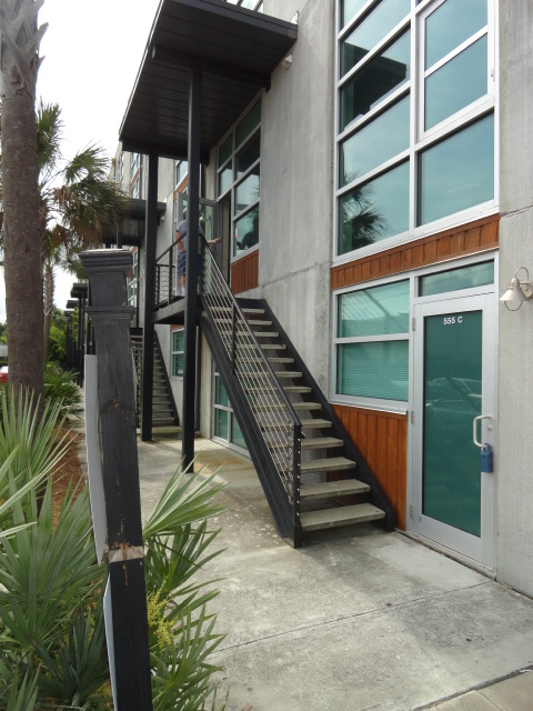 555 Berrien St.